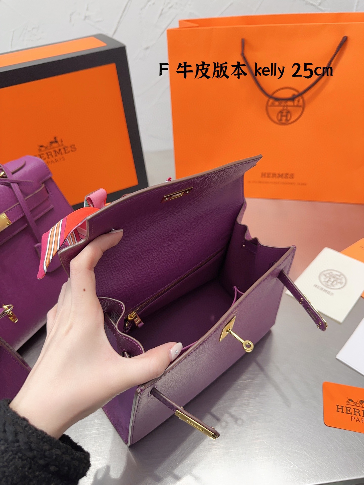 $35.99-Hermes-X5422 gallery