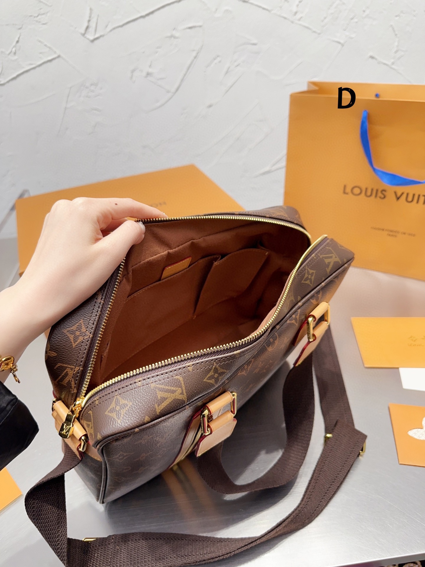 $35.99-LV-X5679 gallery
