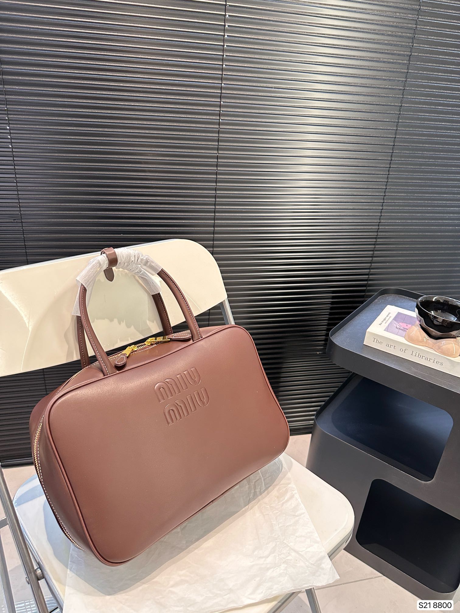$35.99-MIUMIU-X5601 gallery