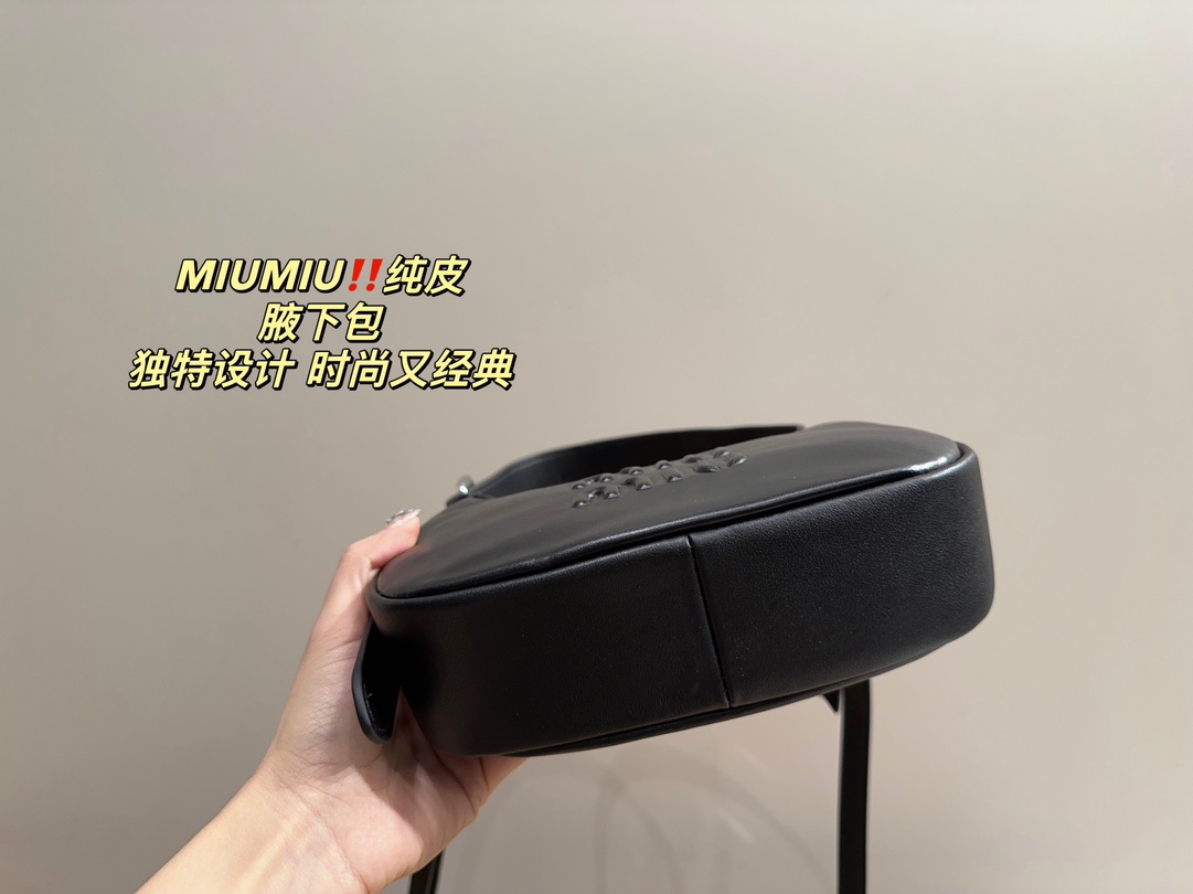 $35.99-MIUMIU-X5654 gallery