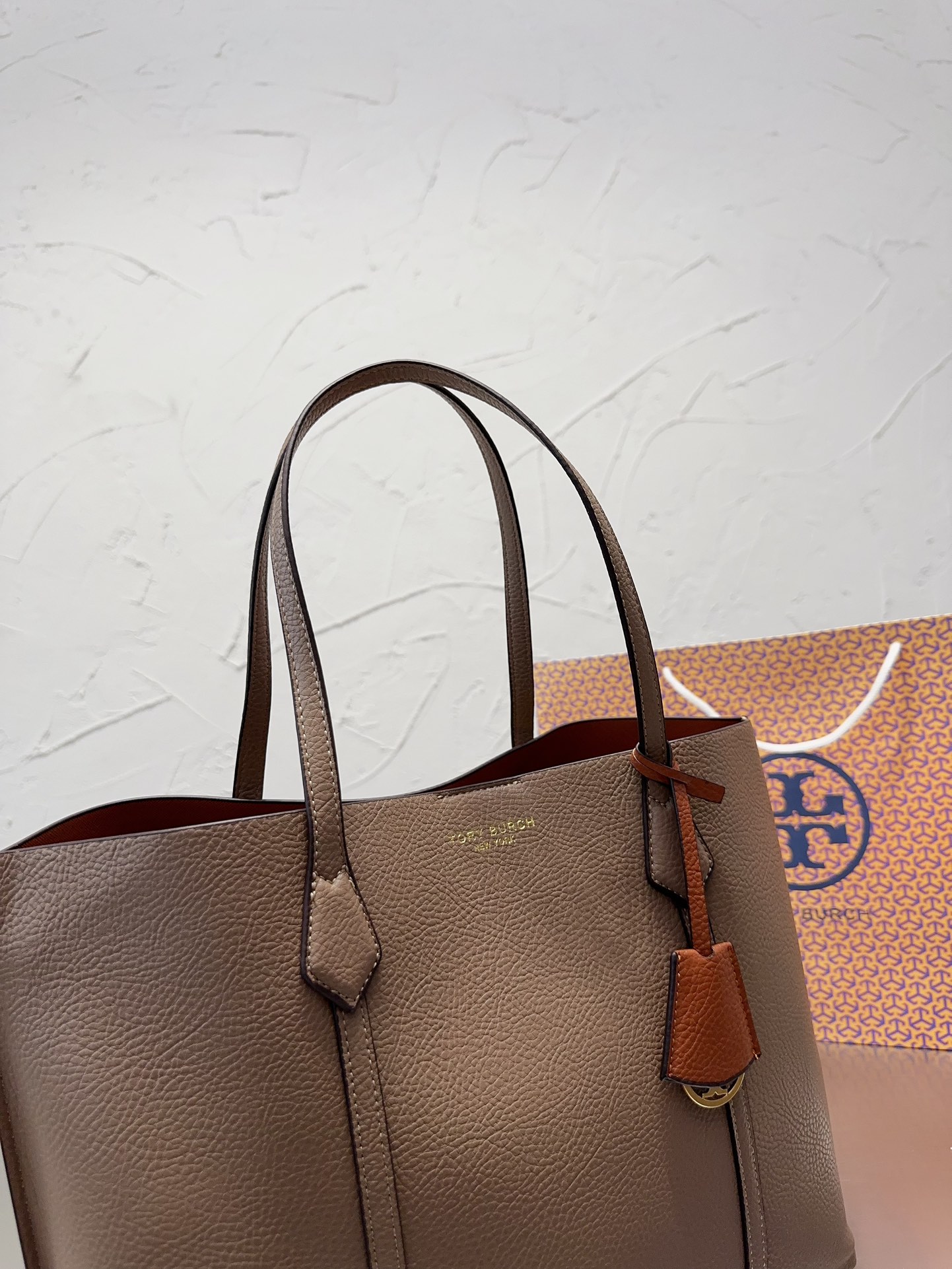 $35.99-Tory Burch-X5596 gallery