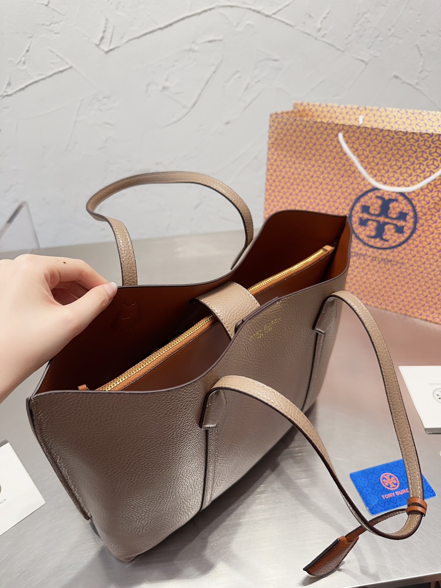 $35.99-Tory Burch-X5596 gallery
