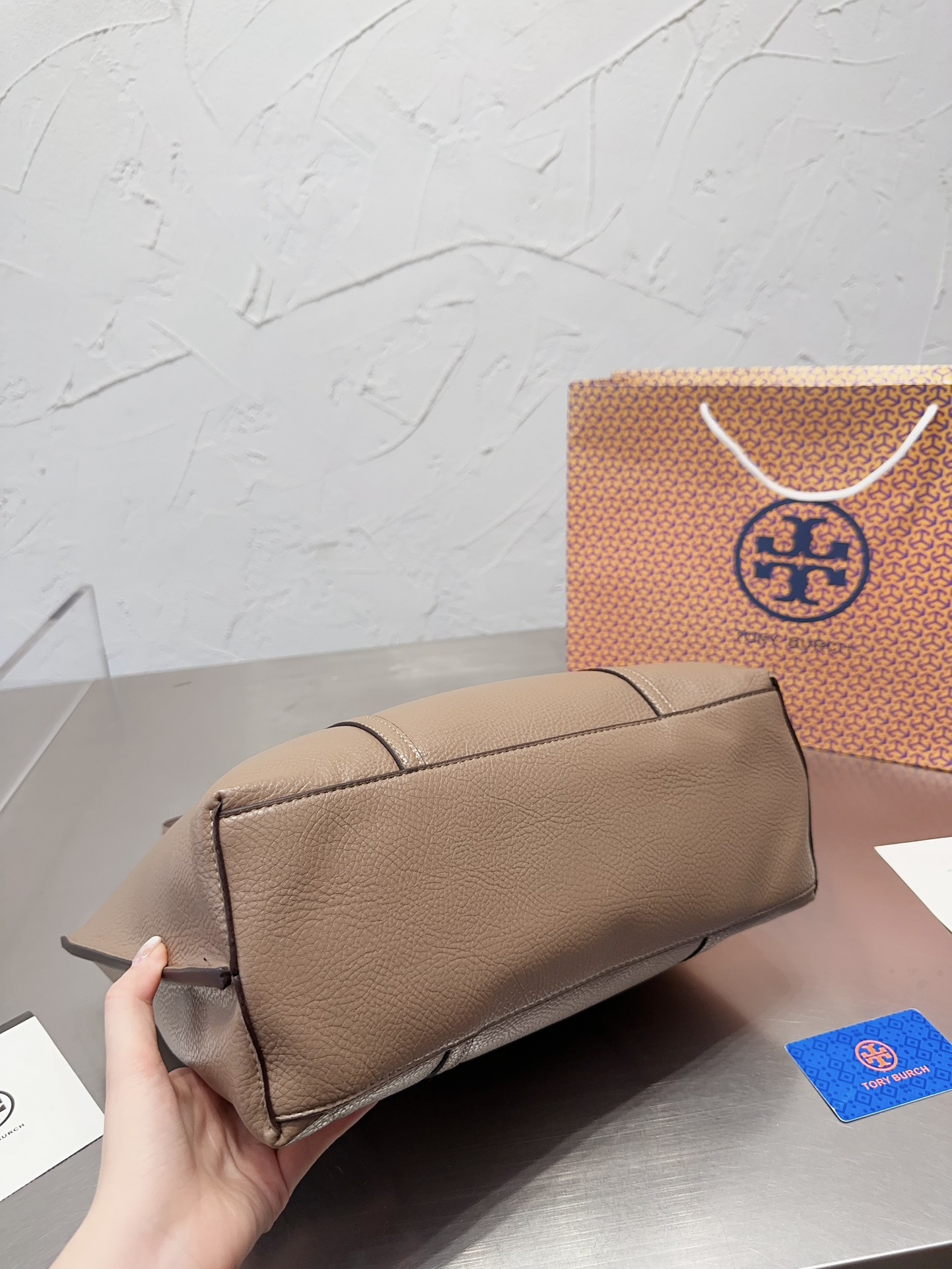 $35.99-Tory Burch-X5596 gallery