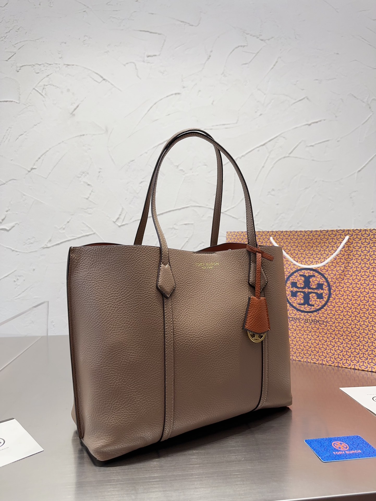 $35.99-Tory Burch-X5596 gallery