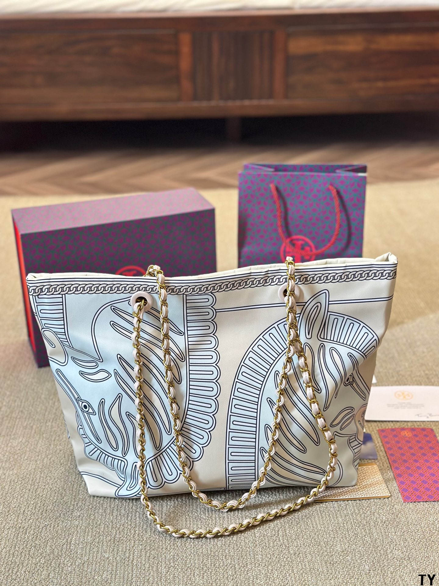 $35.99-Tory Burch-X5597 gallery