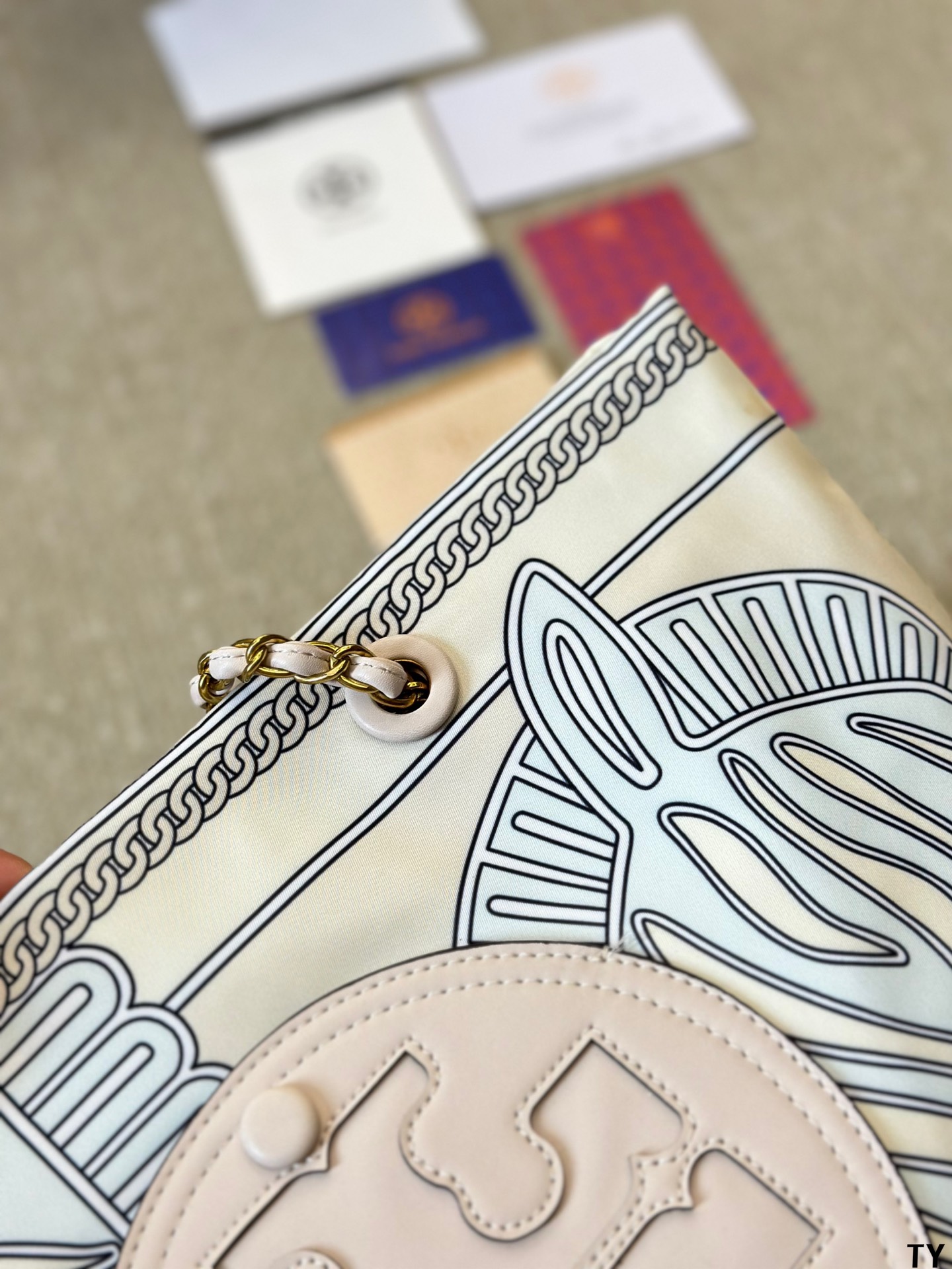 $35.99-Tory Burch-X5597 gallery