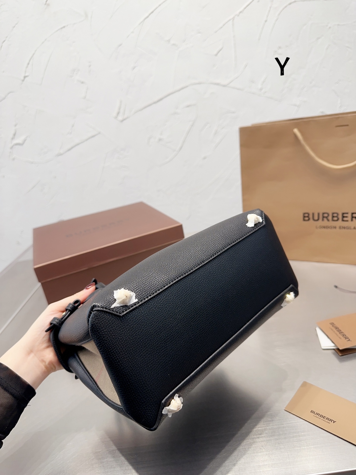 $35.99-burberry-X5727 gallery