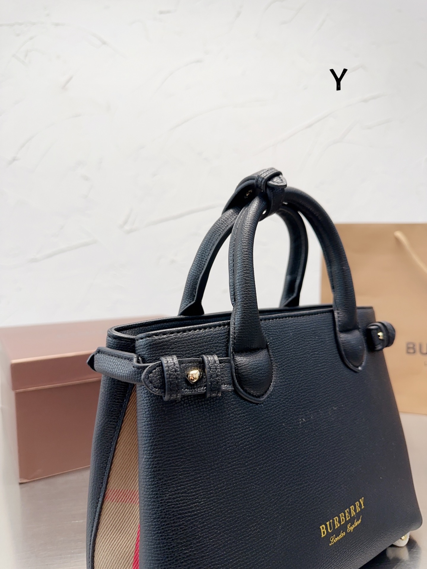 $35.99-burberry-X5727 gallery