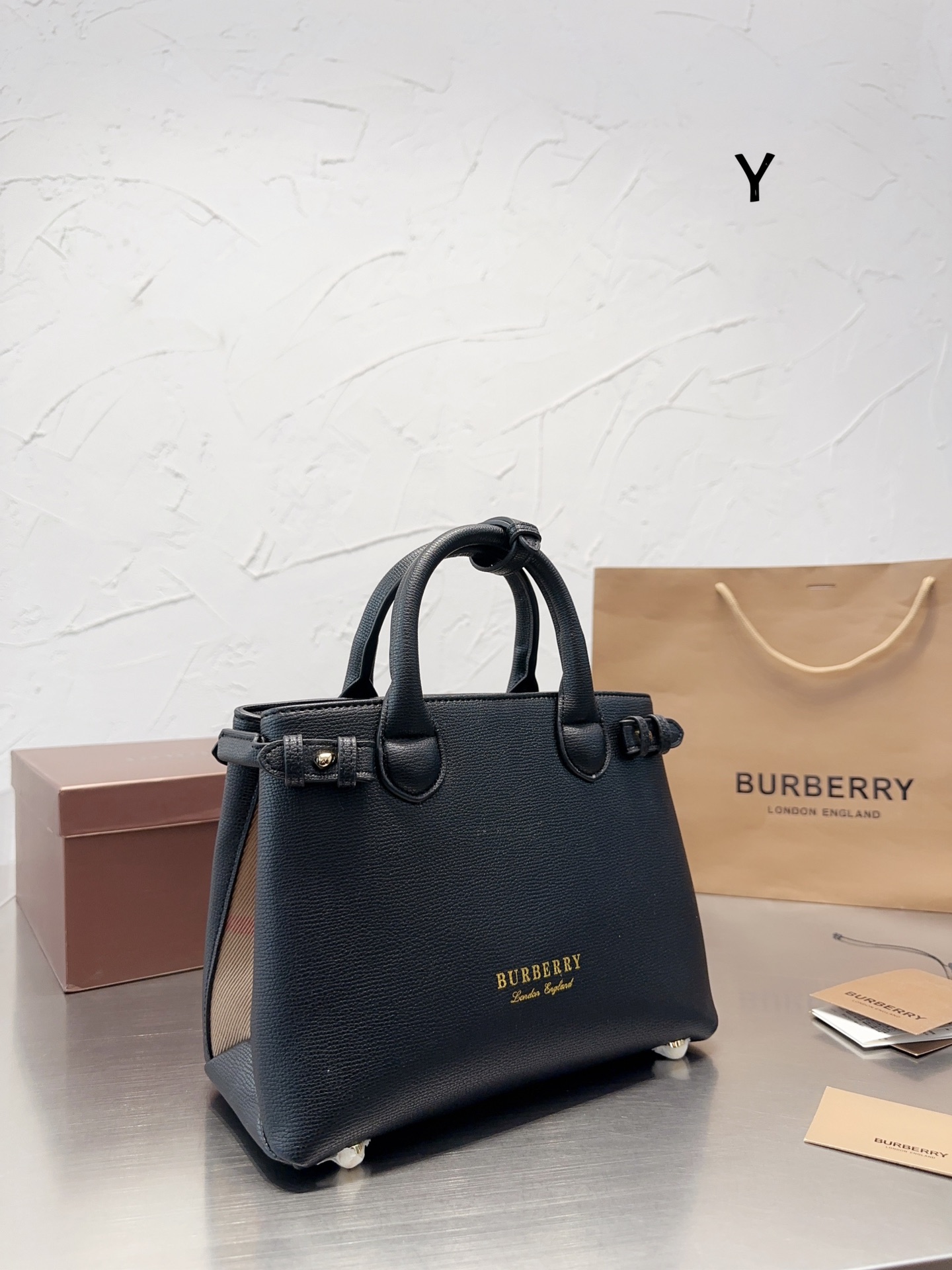 $35.99-burberry-X5727 gallery