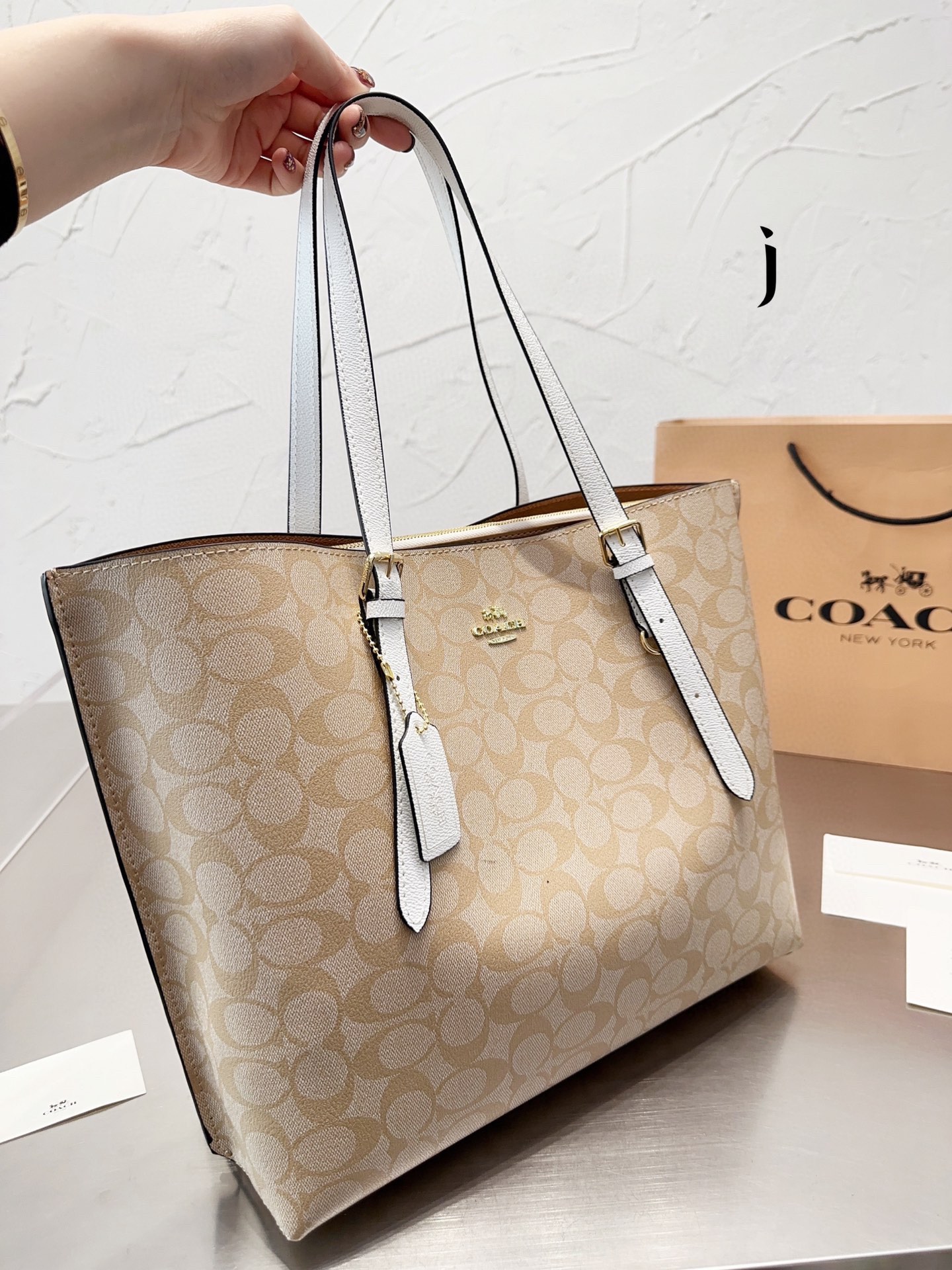 $35.99-coach-X5606 gallery