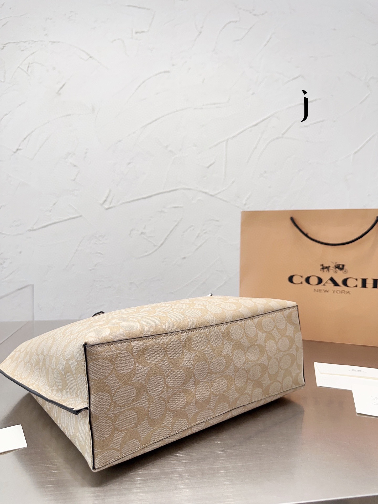 $35.99-coach-X5606 gallery