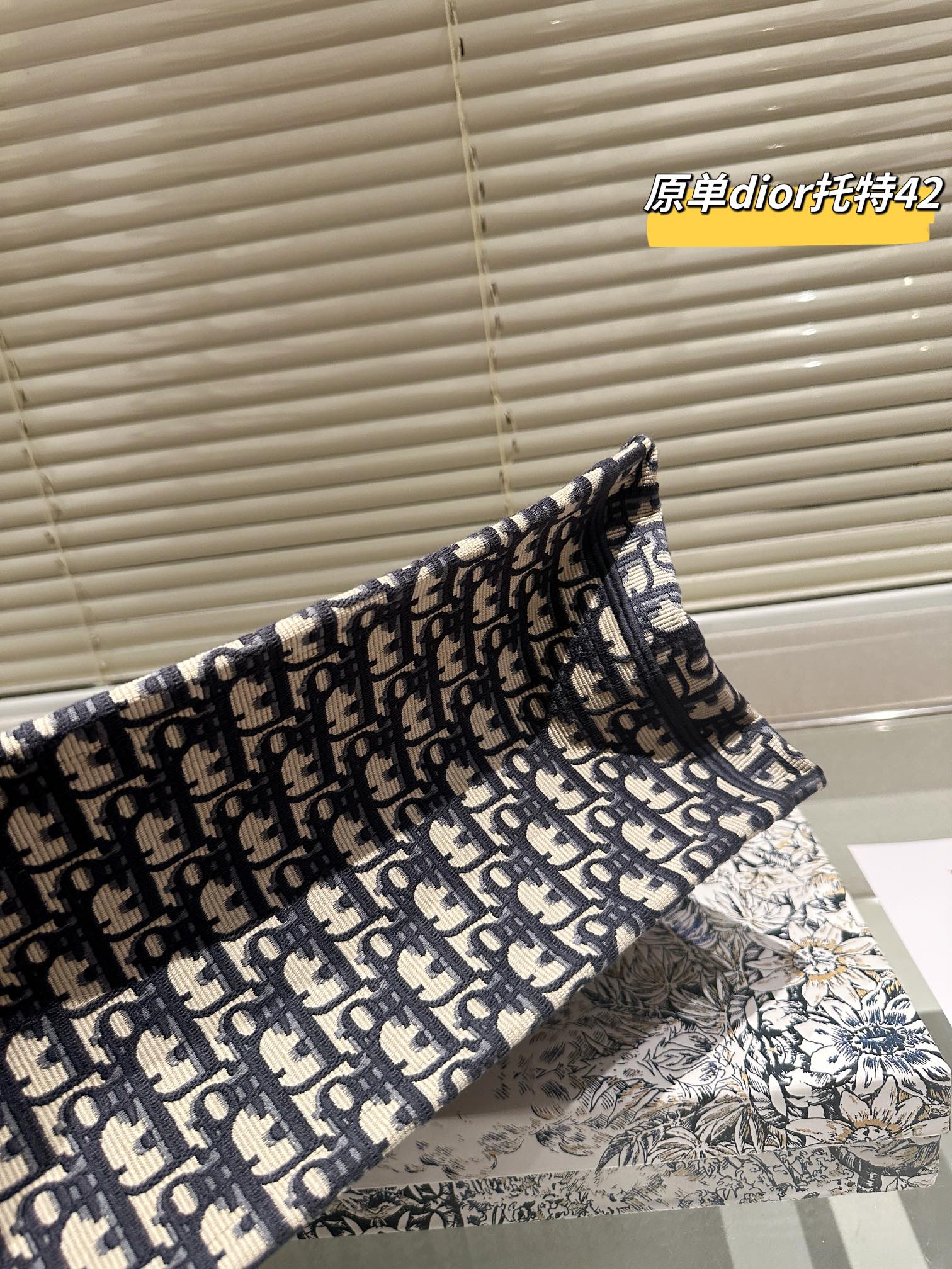 $35.99-dior-X5795 gallery