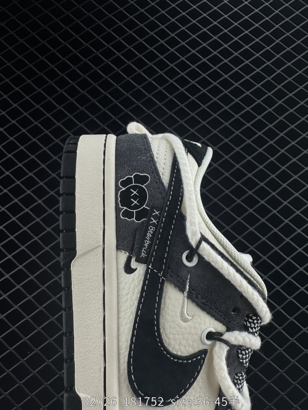 $36.99Nike SB Dunk Low“KAWS X4397 gallery