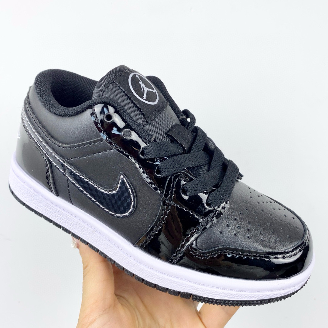 Jordan 1 Low cut New Color X5853 gallery
