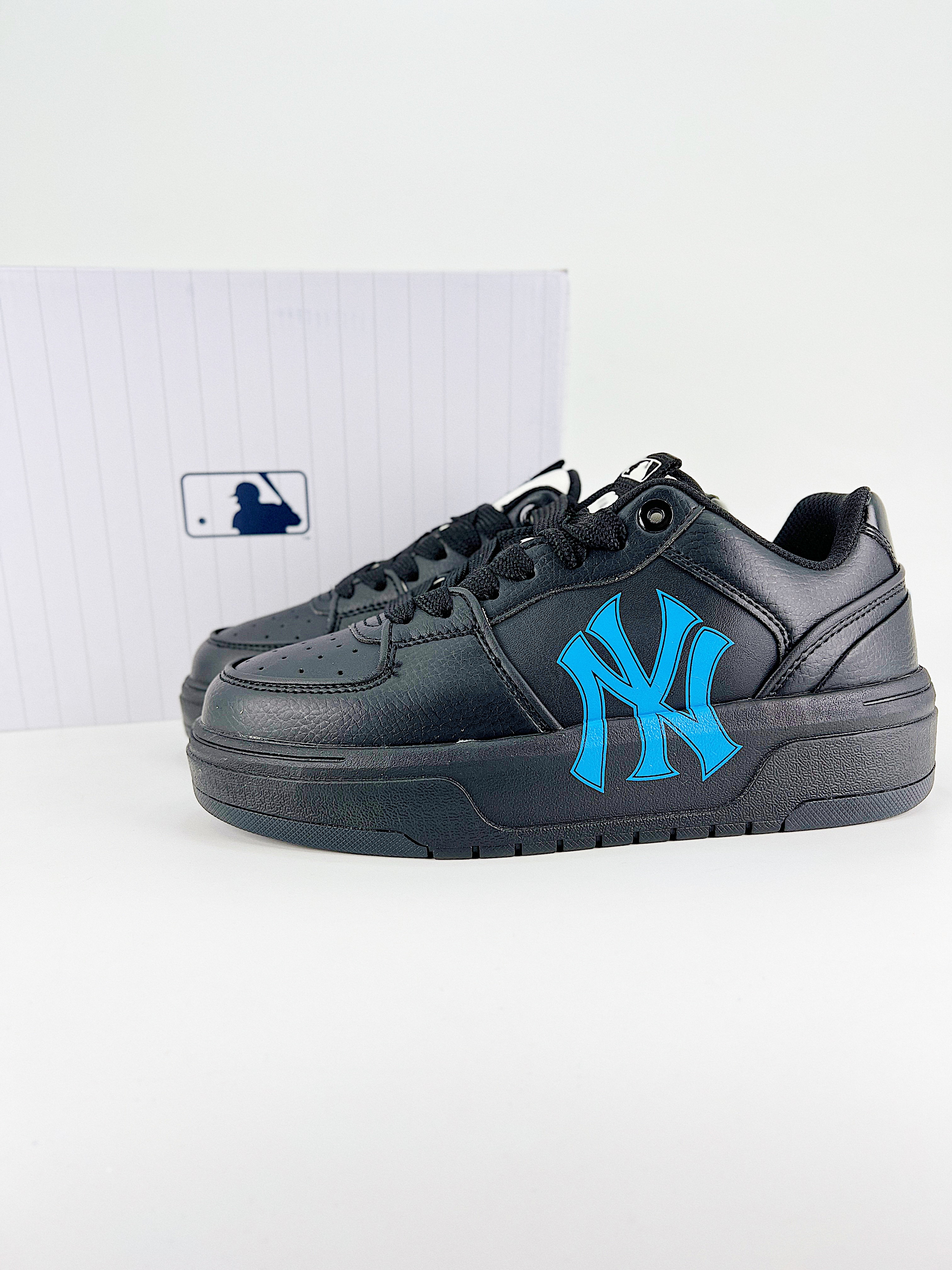 MLB $28.99 CHUNKY LINER DENIM CLASSIC MONOGRAM X5311 gallery