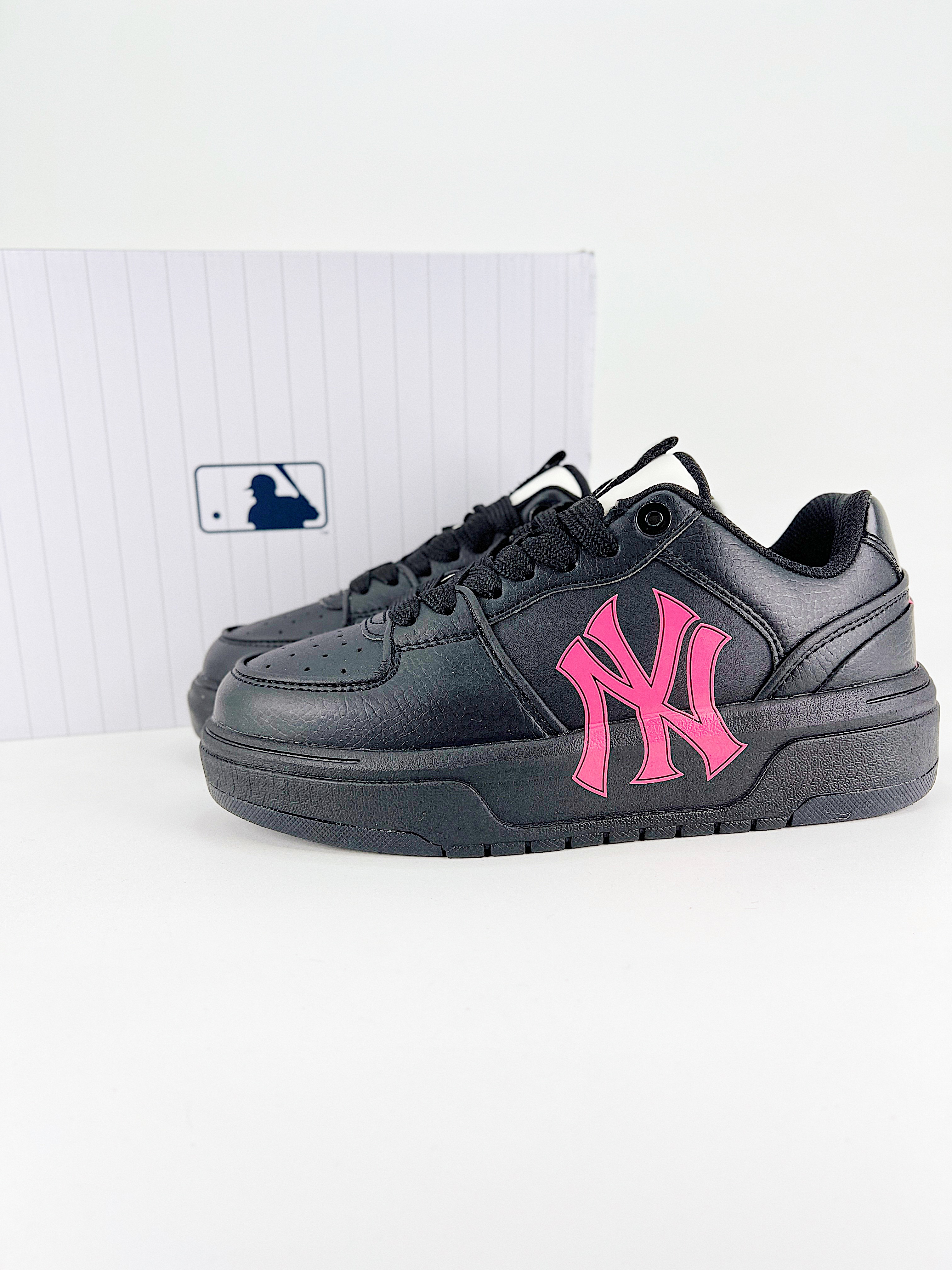 MLB$28.99  CHUNKY LINER DENIM CLASSIC MONOGRAM X5306 gallery