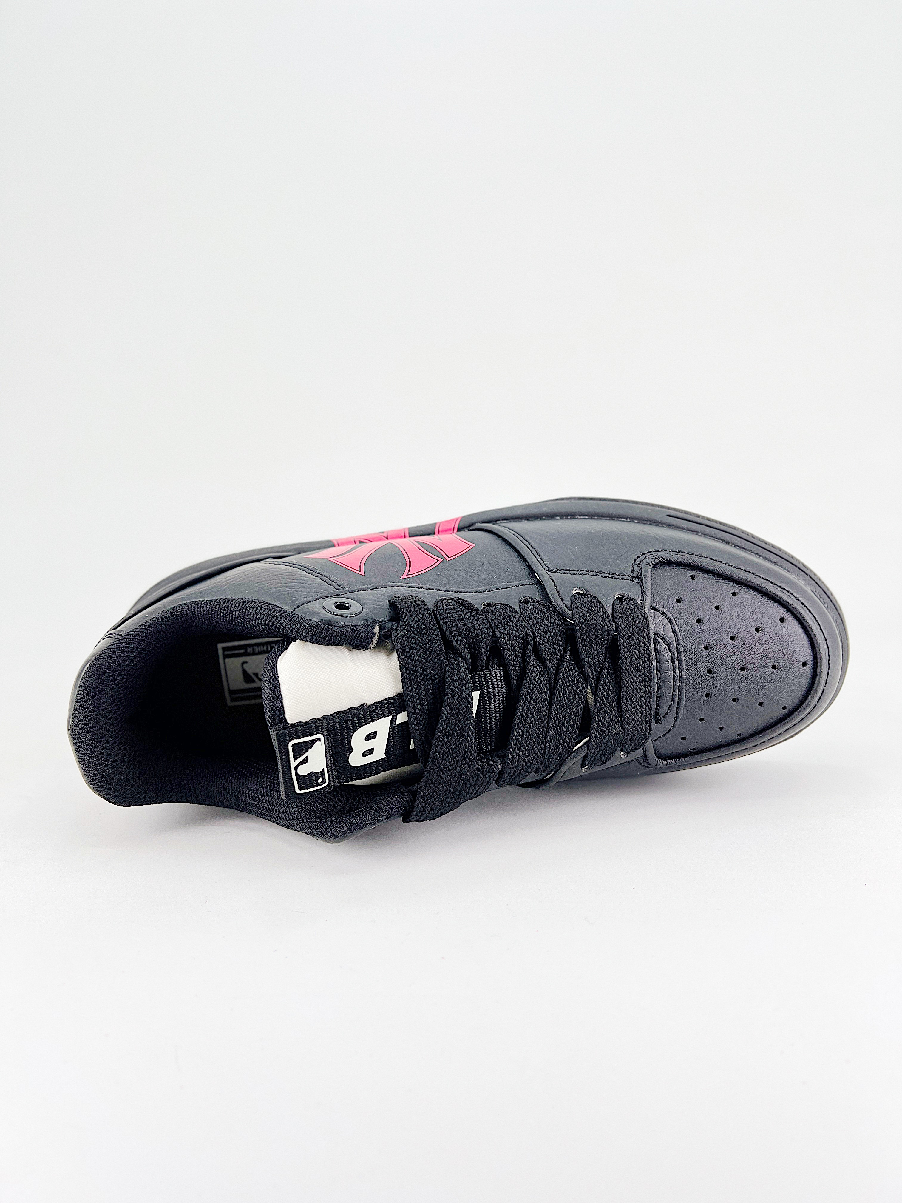 MLB$28.99  CHUNKY LINER DENIM CLASSIC MONOGRAM X5306 gallery