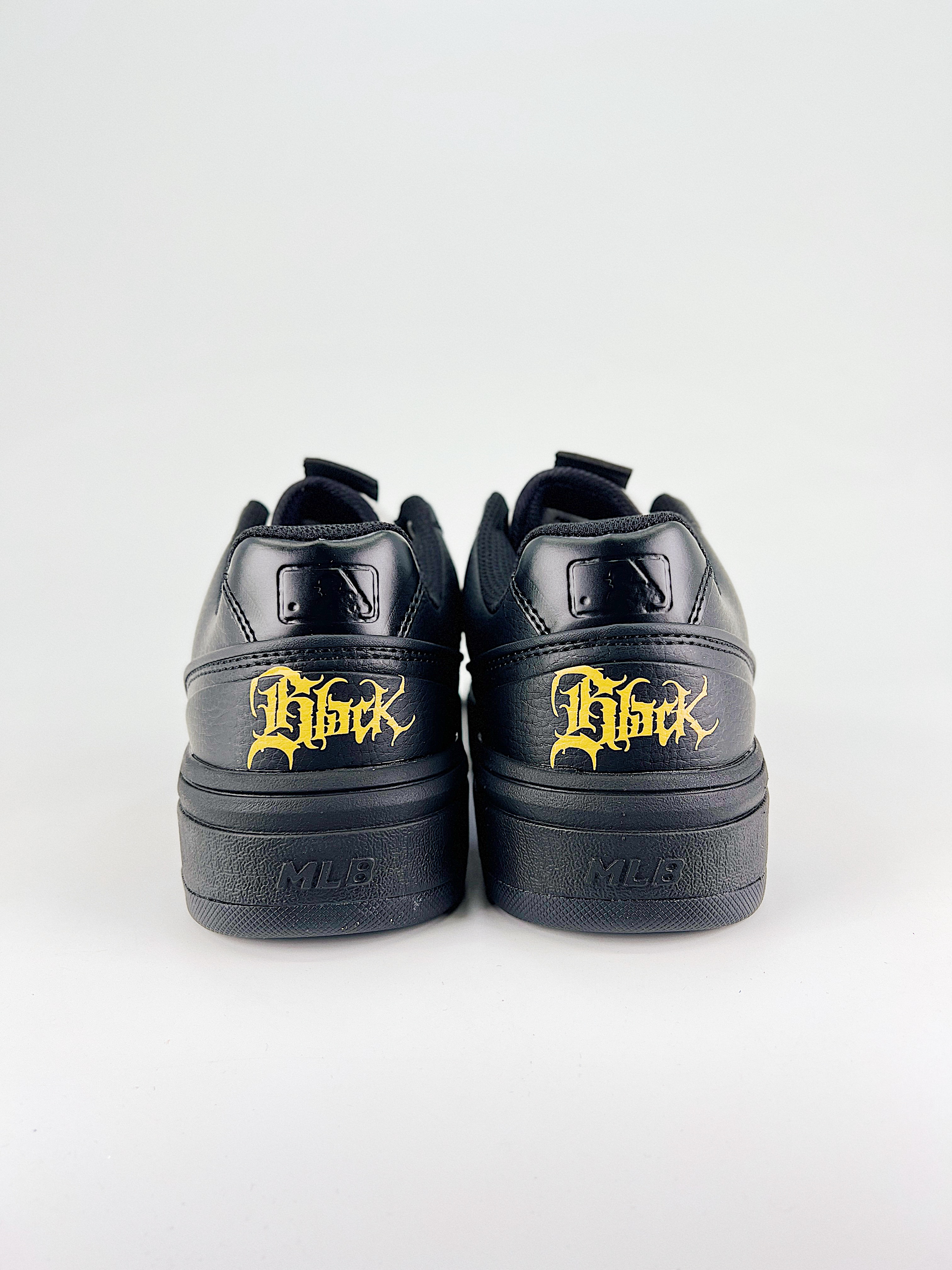 MLB$28.99 CHUNKY LINER DENIM CLASSIC MONOGRAM X5310 gallery