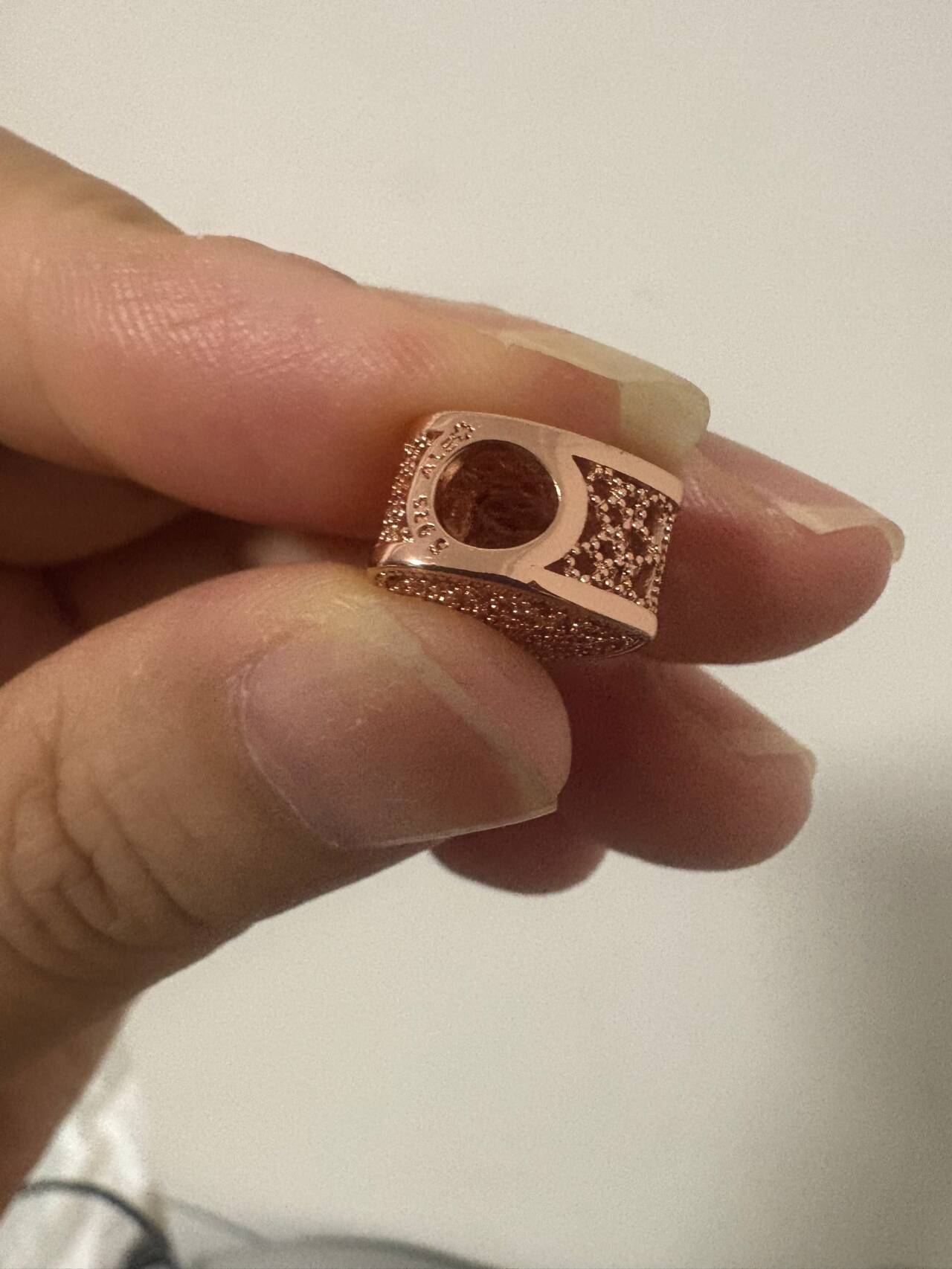 EKW  charms  15.9usd gallery