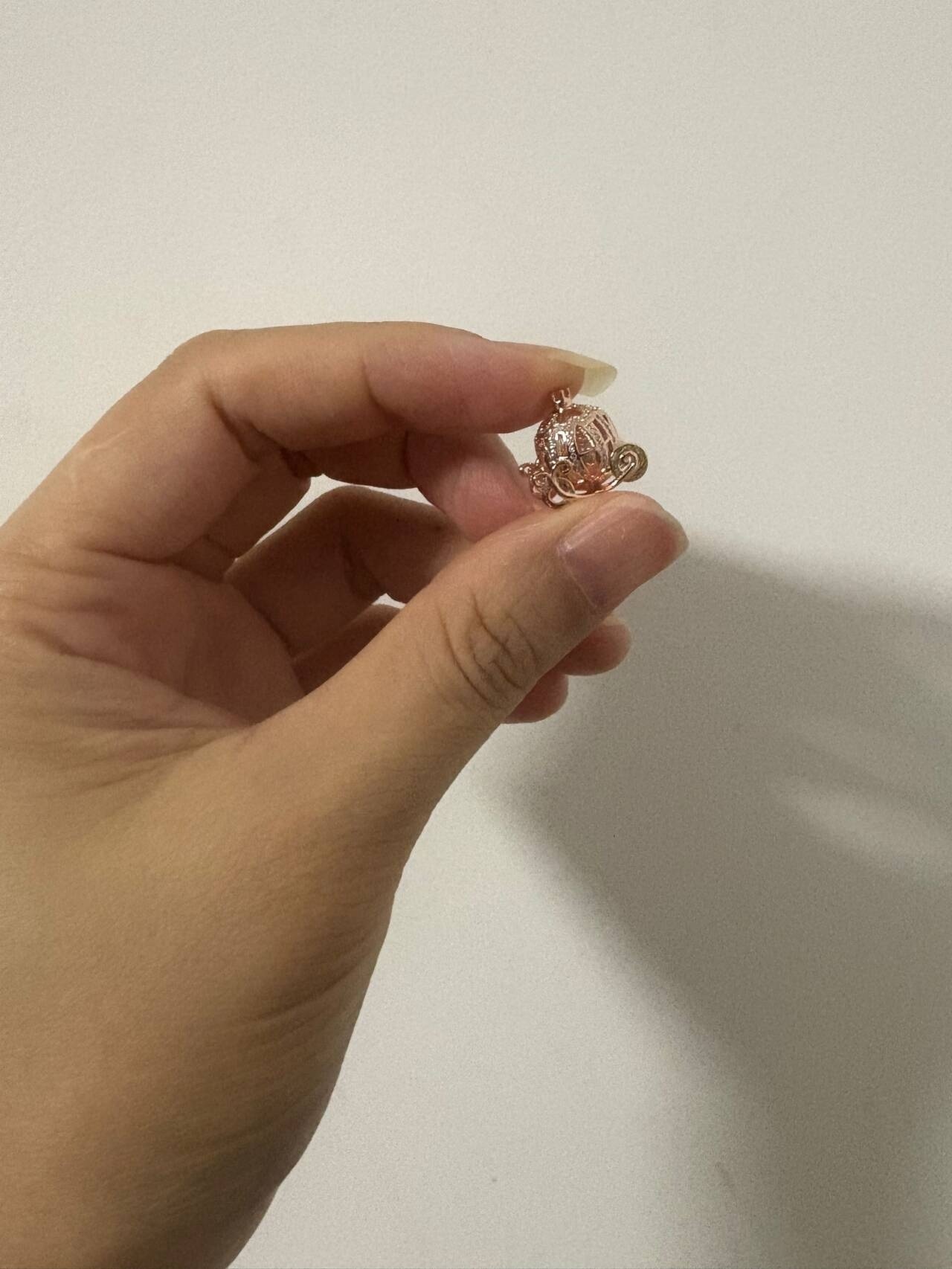 ELB charms  15.9usd gallery