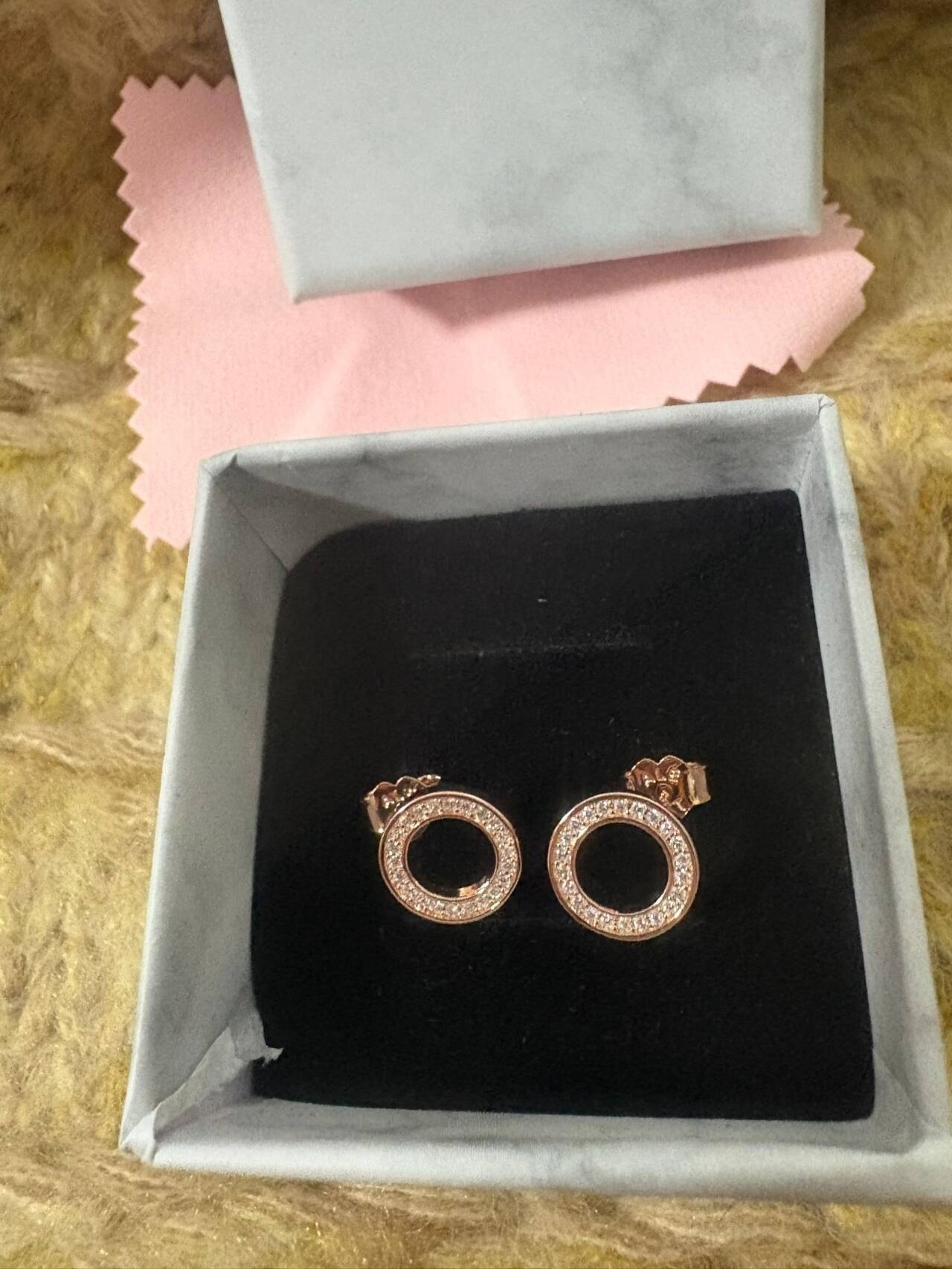 EAE Pandora earrings  22.99usd gallery