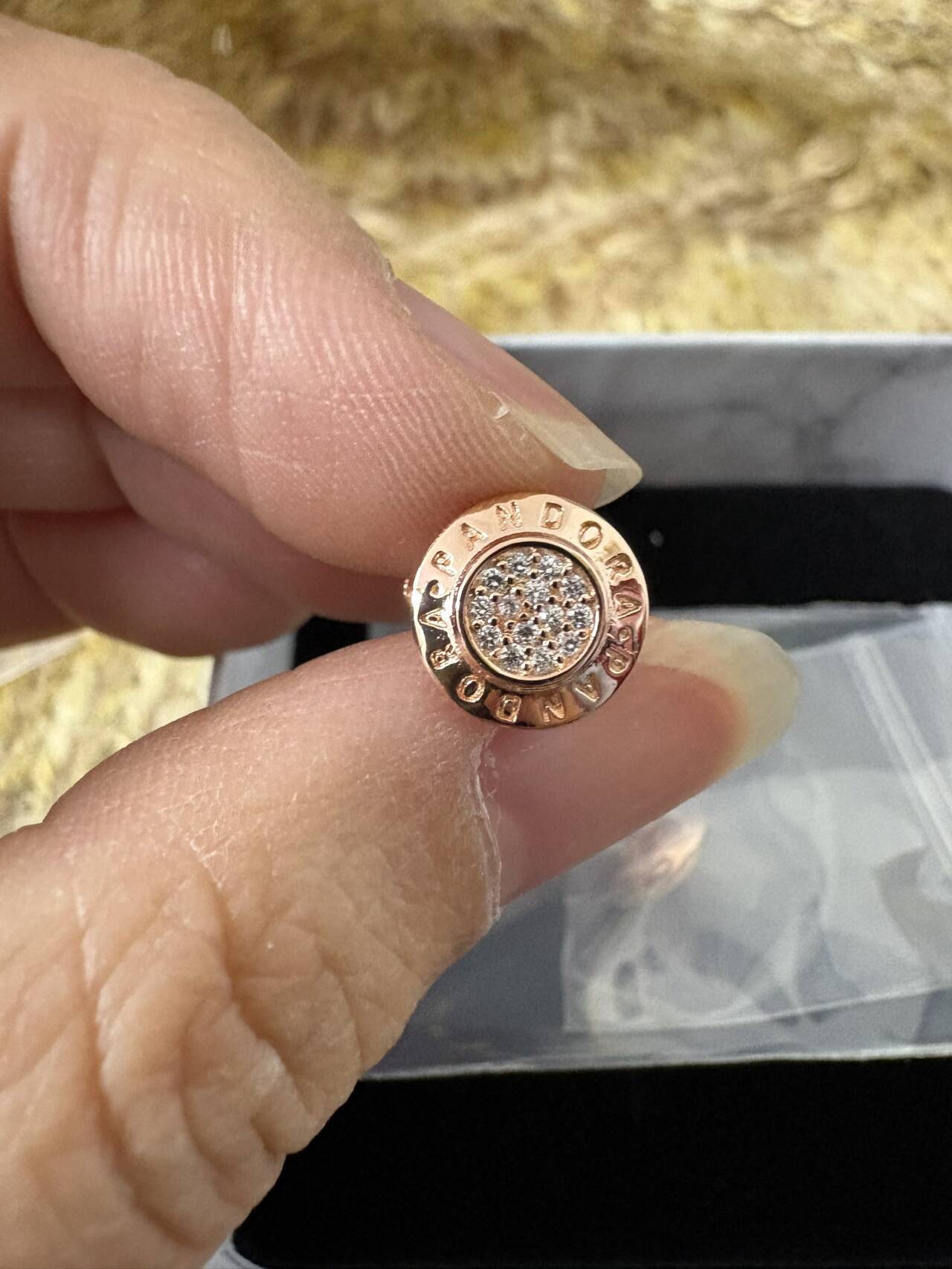 EAH  Pandora earrings   22.99usd gallery