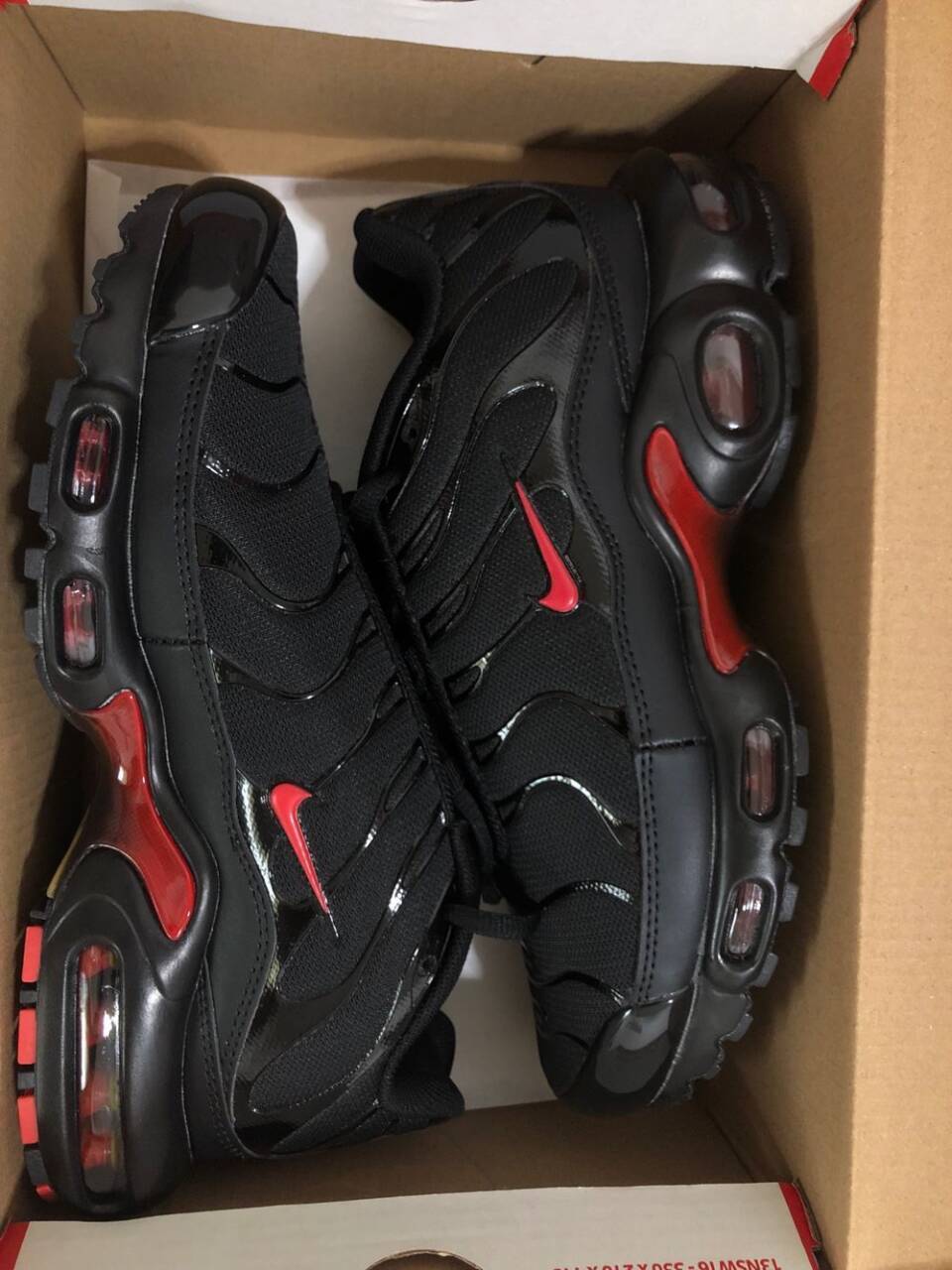 KZW Nike AIR MAX PLUS 59.99usd gallery