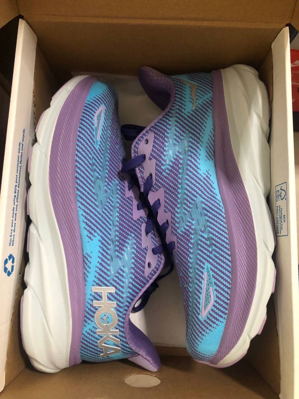 LAN HOKA ONE ONE Clifton 9 59.99usd gallery