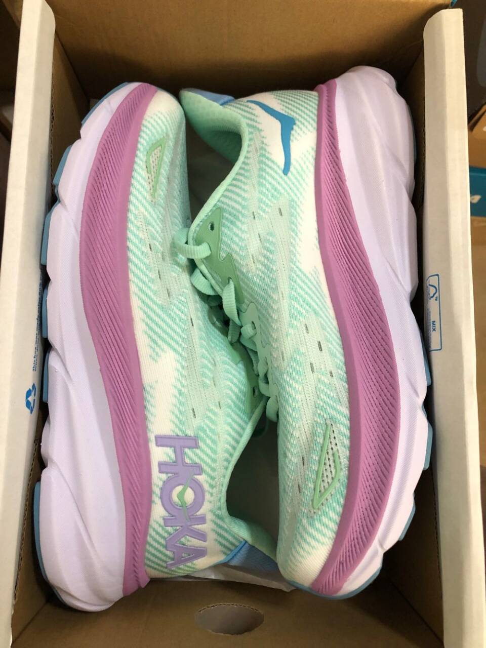 LBB HOKA ONE Clifton 9 59.99usd gallery