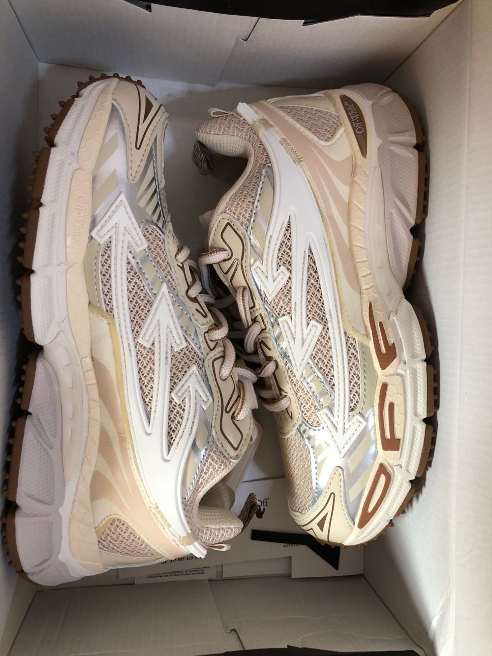 LCC OFF-WHITE Be Right Back 69usd gallery