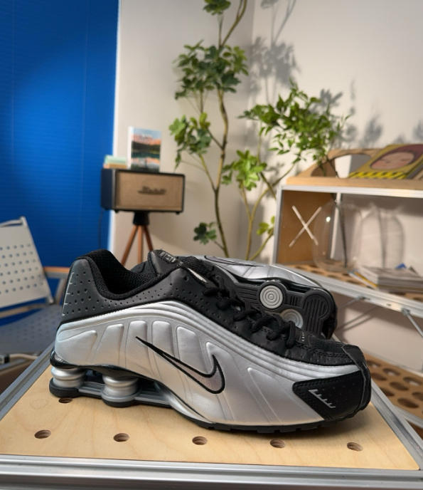 LCK Nike Shox R4 59.99usd gallery