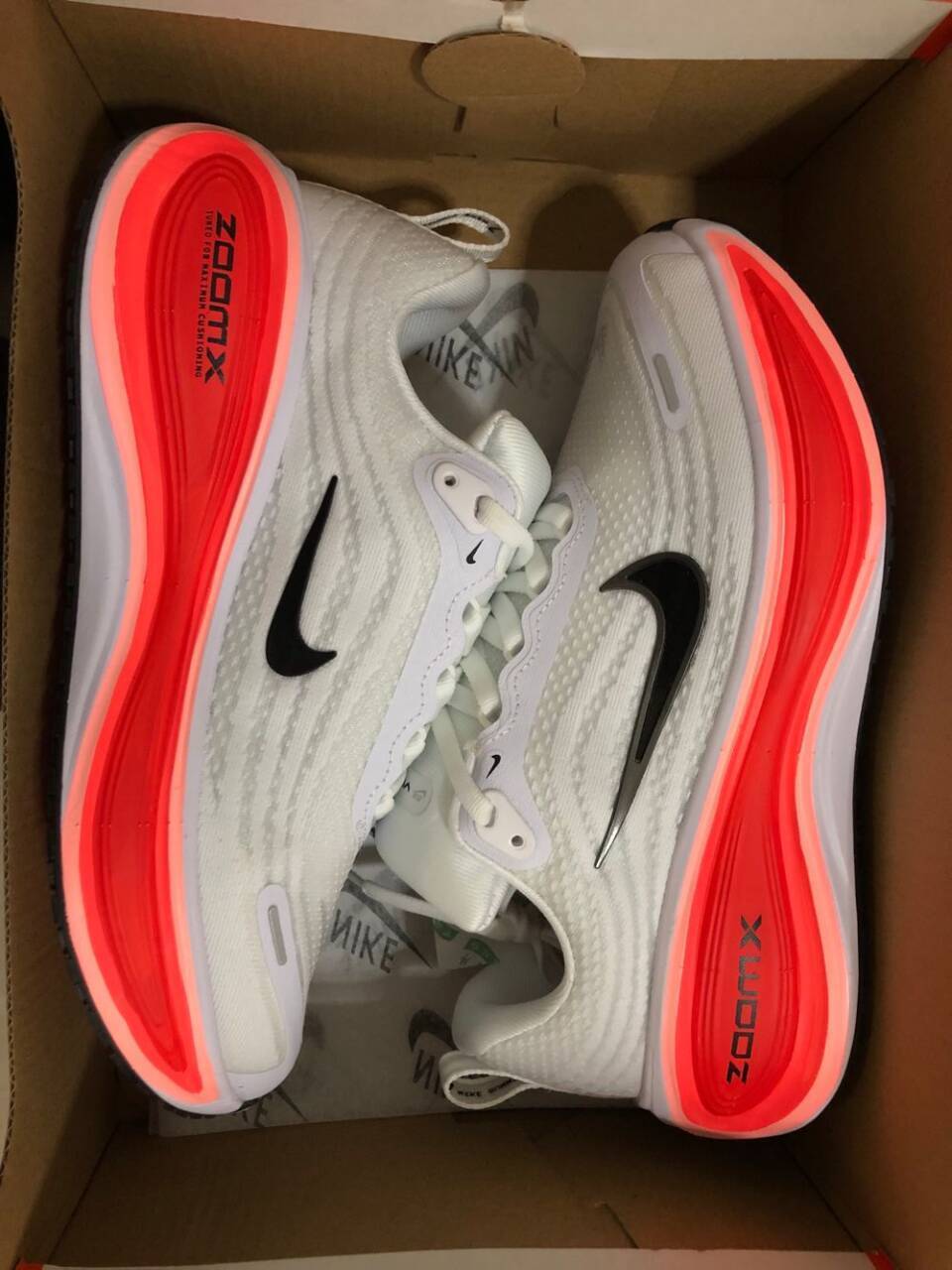 LCL Nike Vomero Plus “Reverse Swoosh 59.99usd gallery