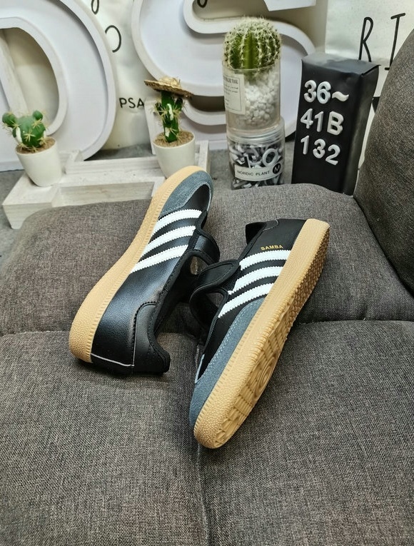 POF Adidas Samba Jane's 49.99usd gallery