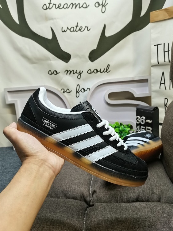 POK Adidas Bunny Gazelle Indoor 55usd gallery