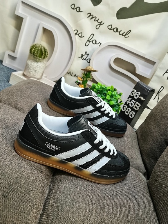 POK Adidas Bunny Gazelle Indoor 55usd gallery