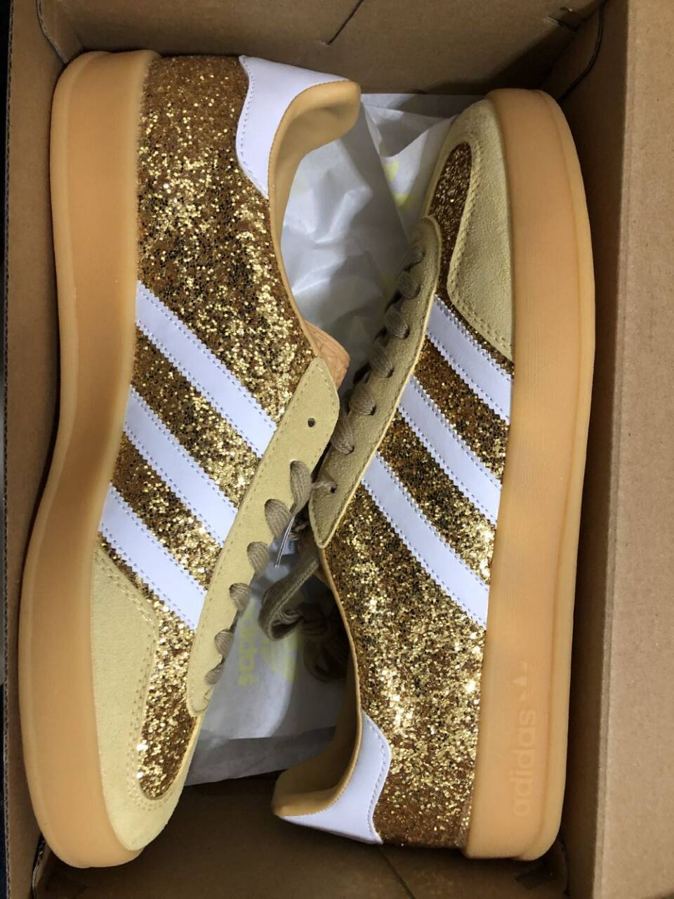 POR adidas glitter new 59.99usd gallery