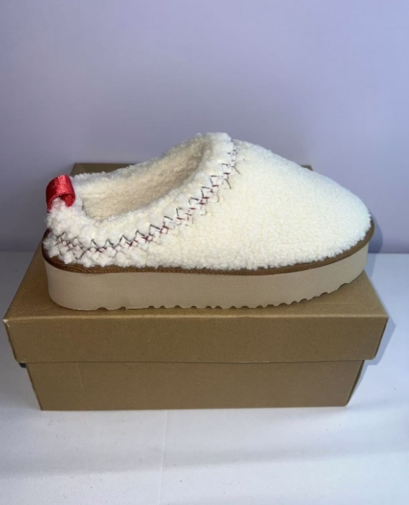 UCN ugg boots3976 2553 high height 59.99usd gallery