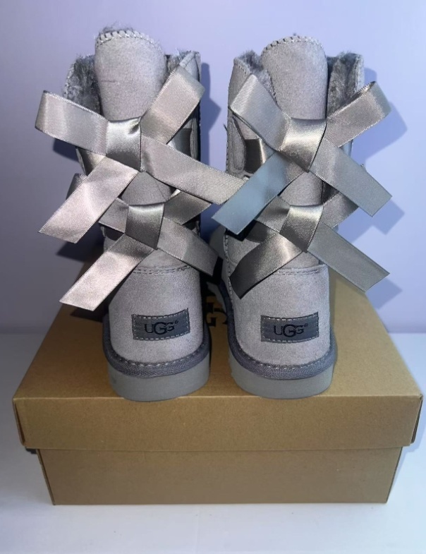 UCP ugg boots 5062 3280 7308 55usd gallery