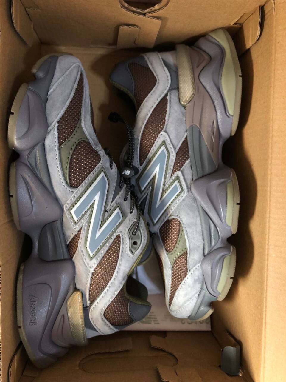 XEK new balance 9060 69usd gallery