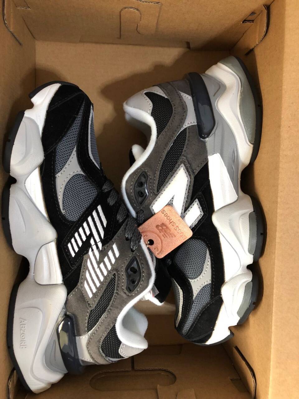 XEK new balance 9060 69usd gallery