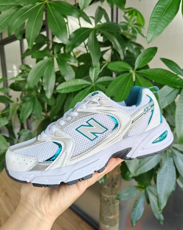 XFR new balance 530 59.99usd gallery