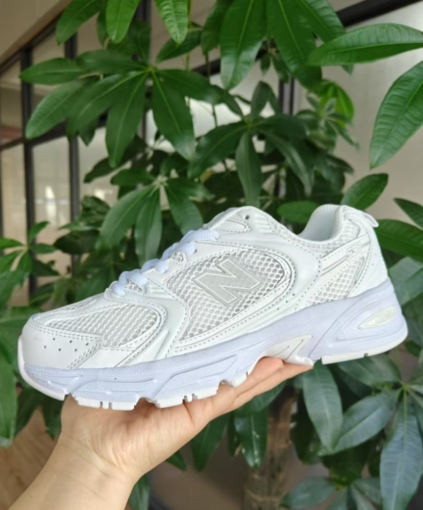 XFR new balance 530 59.99usd gallery