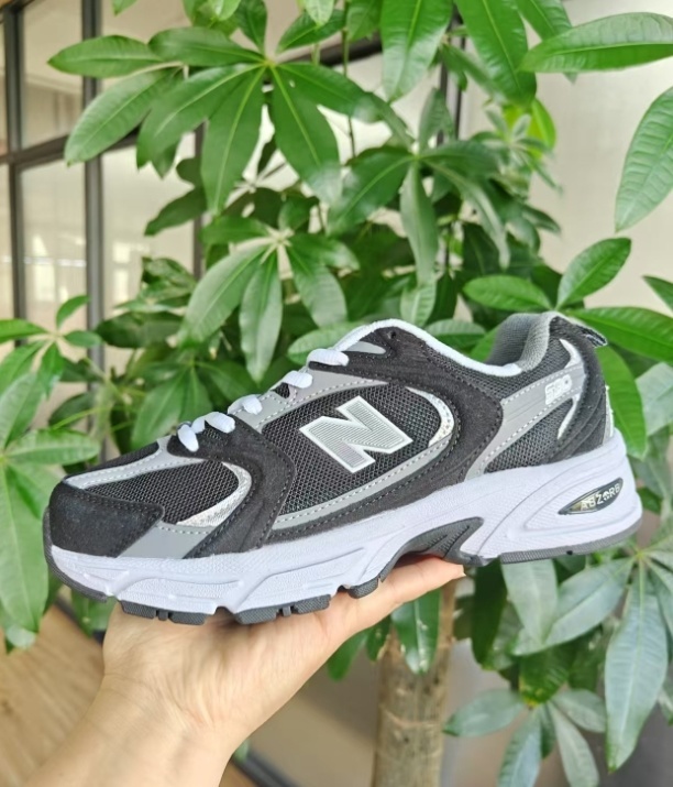 XFR new balance 530 59.99usd gallery
