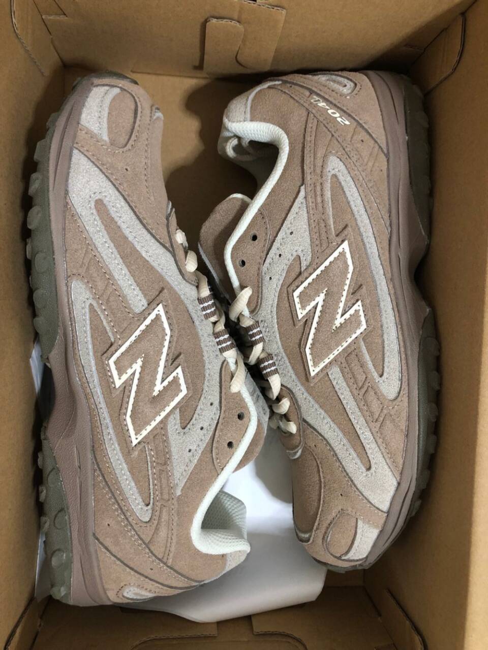 XFV new balance 204L 59.99usd gallery