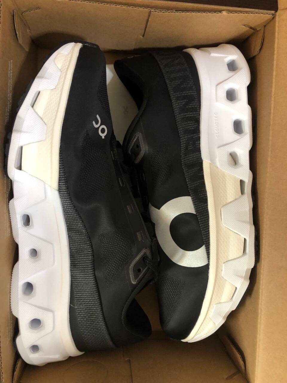 ZEE Cloudmonster Void 1 M 59.99usd gallery