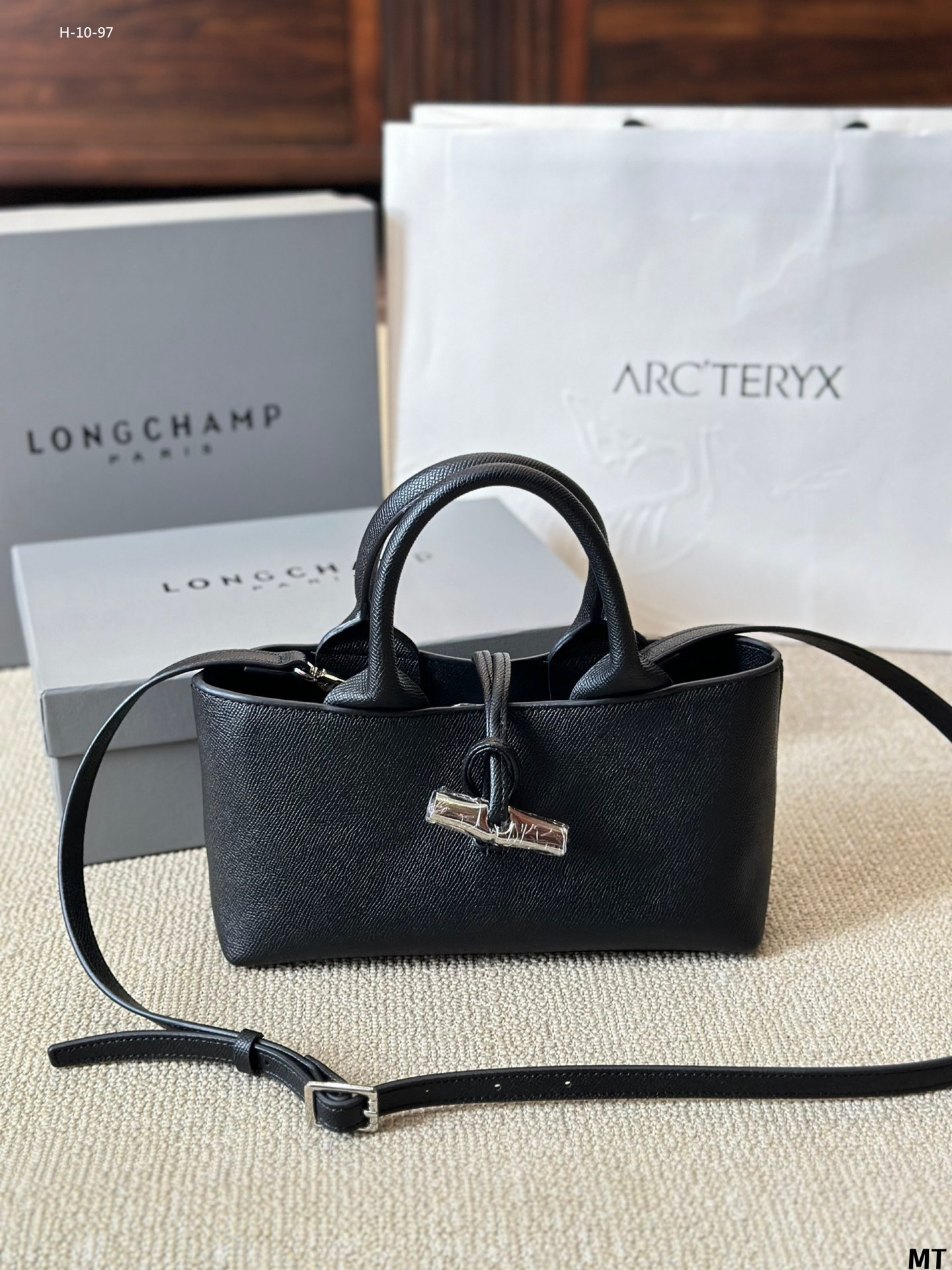 LG1340   66$ gallery