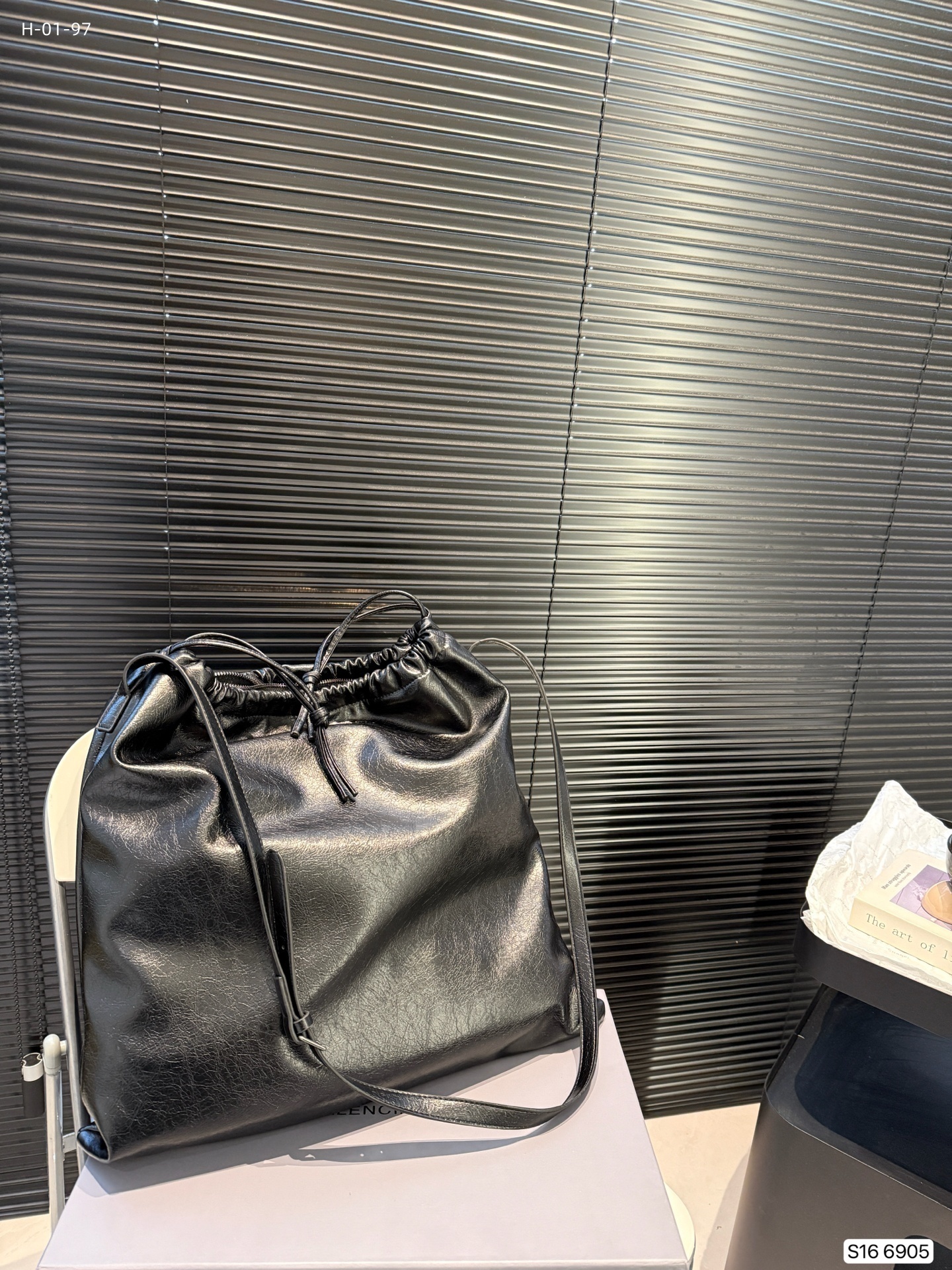 LG1523   66$ gallery