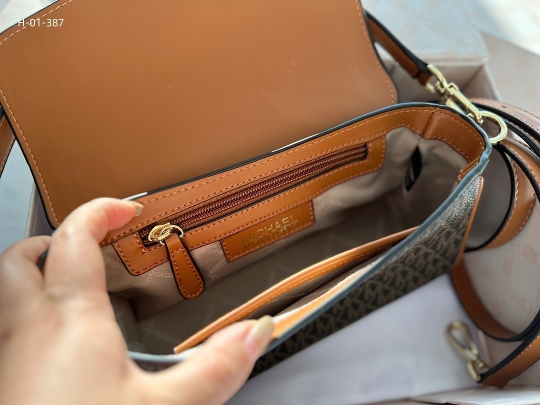 LG1557  69.99$ gallery