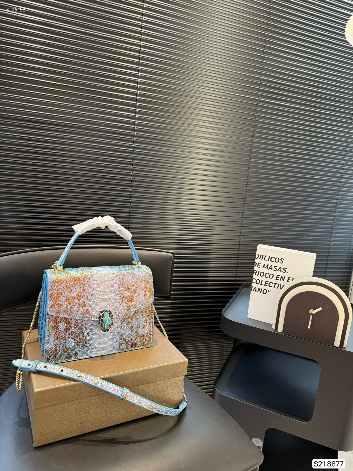 LG1589  69.99$ gallery