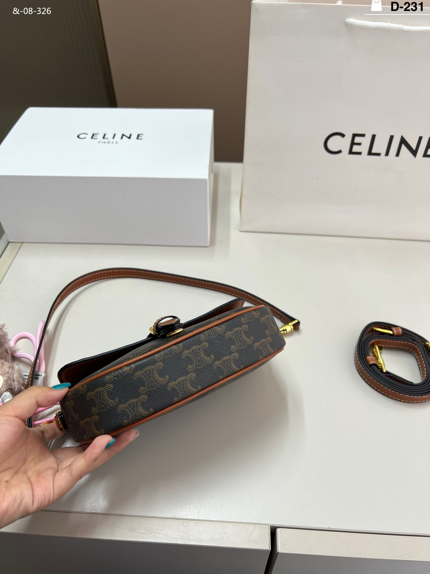 LG1600   68$ gallery